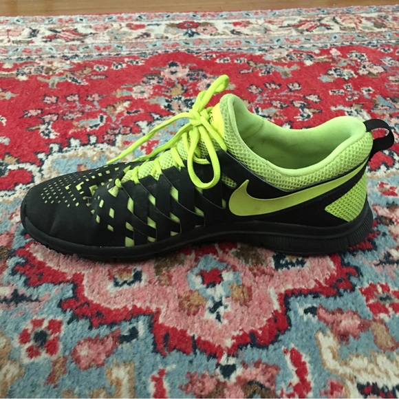 Nike Mens Free Trainer 5.0 Style 579809-002 Black Volt Running Shoes Sneakers 13 - Picture 4 of 11